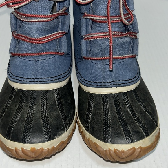 Sorel Out n About Leather Duck Booties - Size 8 - Picture 7 of 10